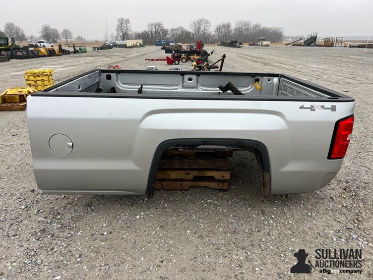 2015-gmc-3500-image-8