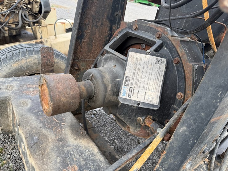 #40992-•-duetz-d914l04-4-cyl-power-unit-w/-trailer-image-11