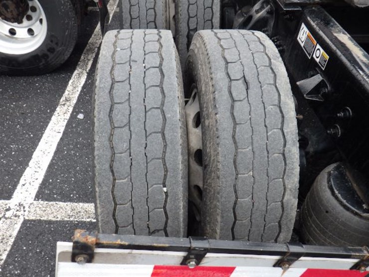 2024-kenworth-t680-image-14