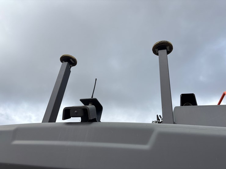 2022-volvo-ec220el-image-16