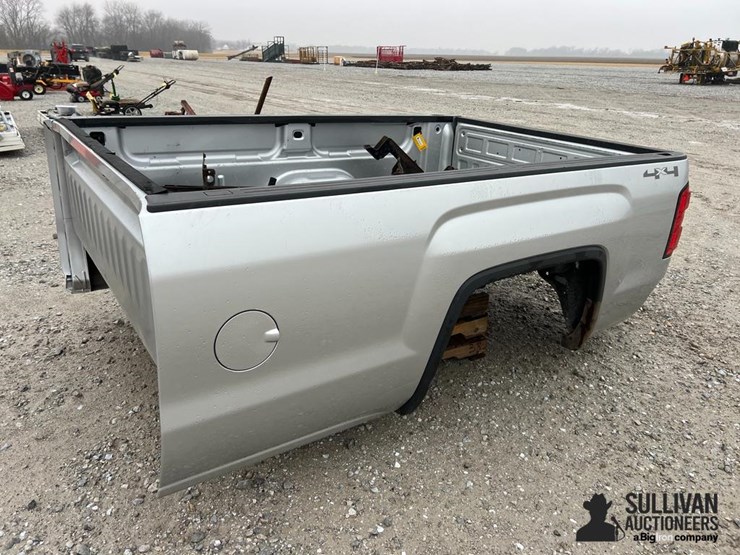 2015-gmc-3500-image-1