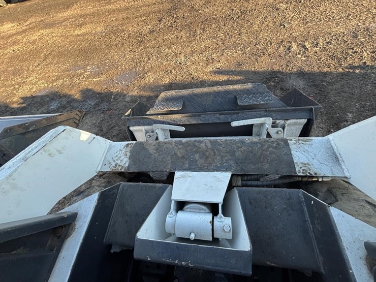 bobcat-553-image-20