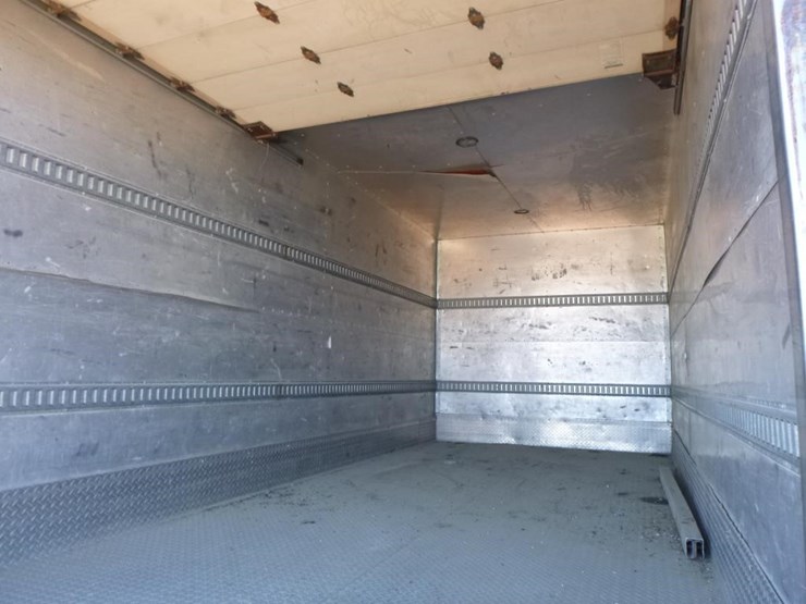 1995-international-4700-image-22