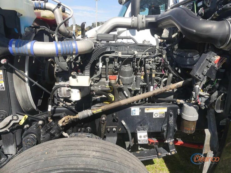 2022-peterbilt-389-image-9