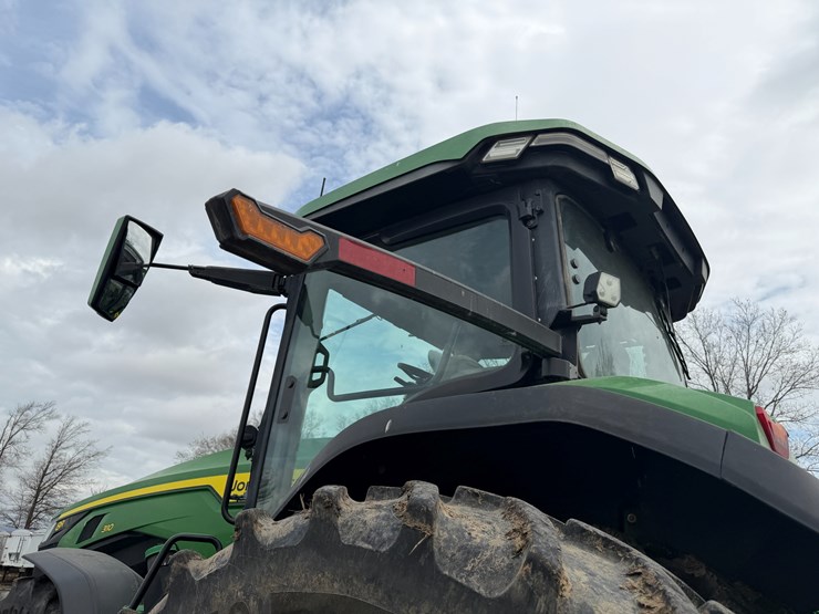 2023-john-deere-8r-310-image-28