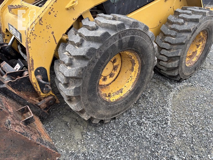 2013-caterpillar-262c2-image-4