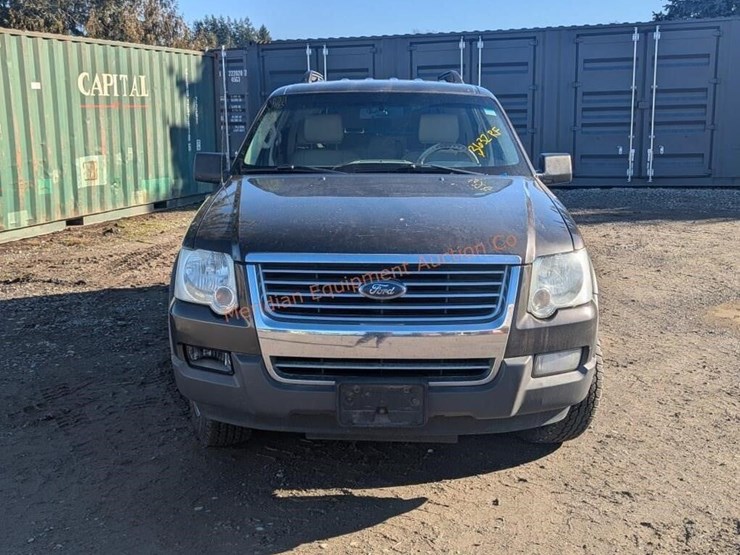 2006-ford-explorer-xlt-image-8