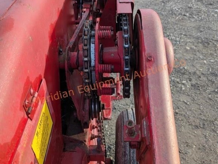 new-holland-69-image-15