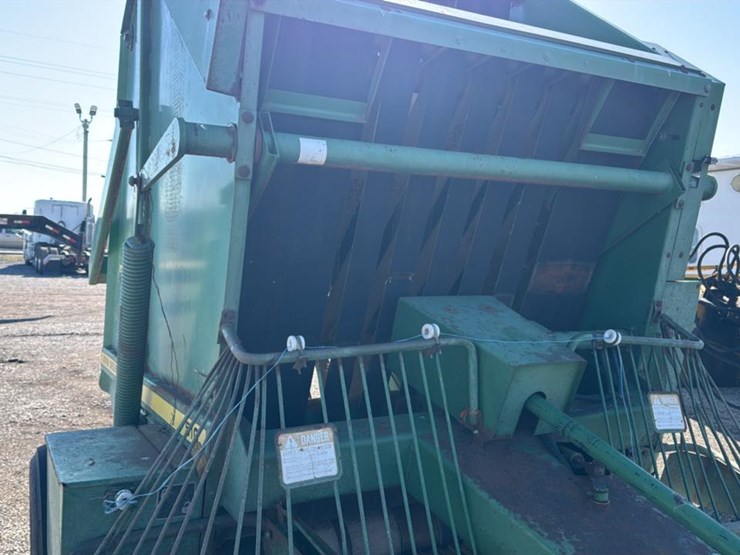 john-deere-510-image-6