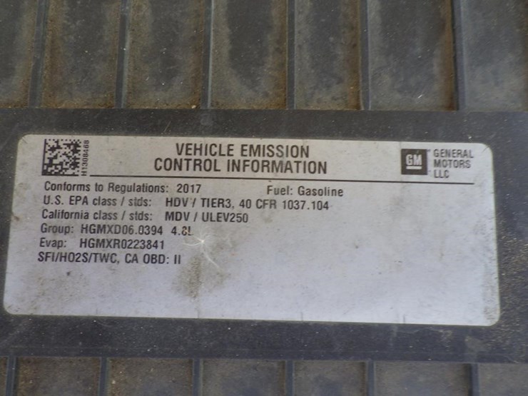 2017-chevrolet-express-2500-image-12