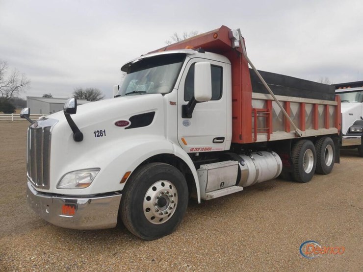 2016-peterbilt-579-image-25