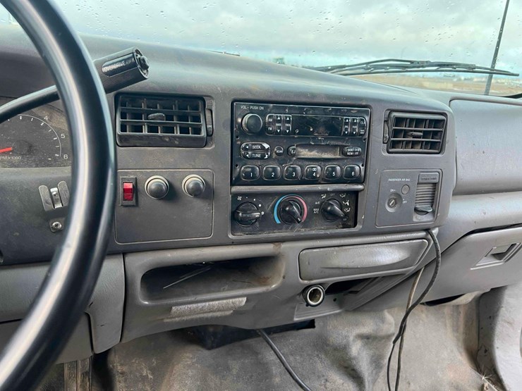 2001-ford-f350-image-13