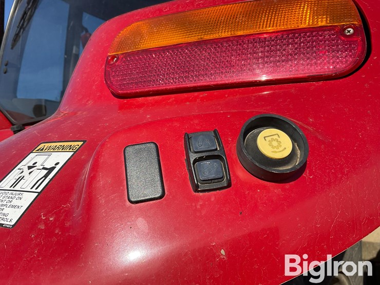 2015-case-ih-2015-image-16