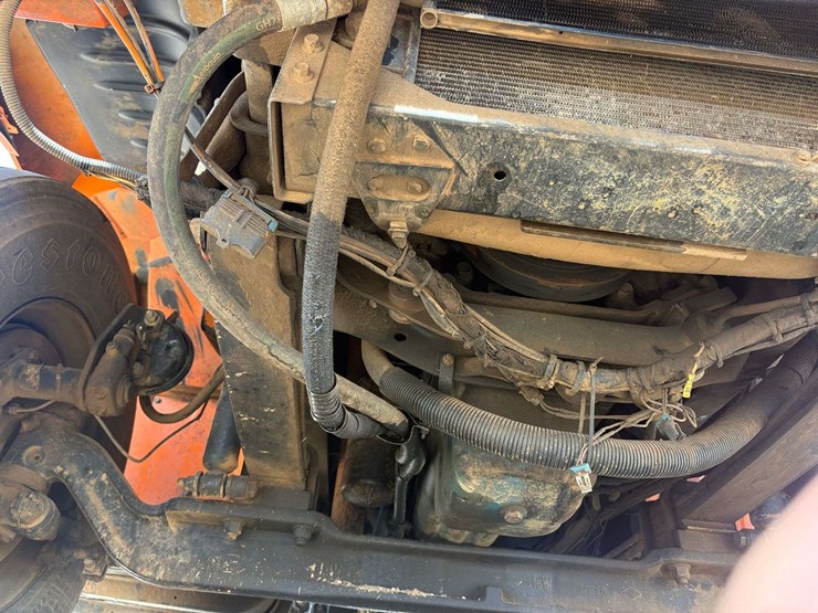 2004-international-durastar-4300-image-10