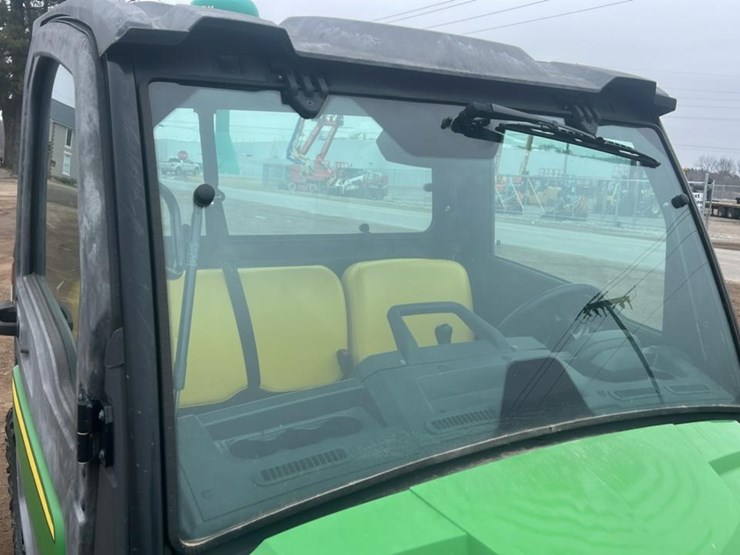 2020-john-deere-2020-image-51