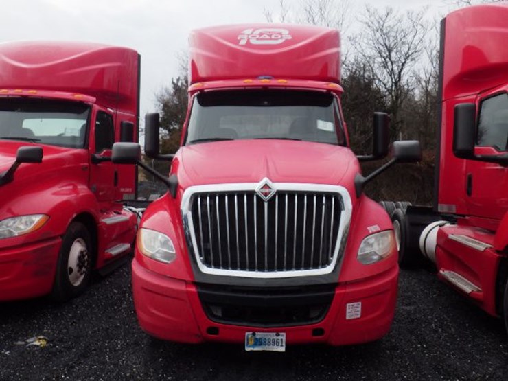 2018-international-prostar-image-2