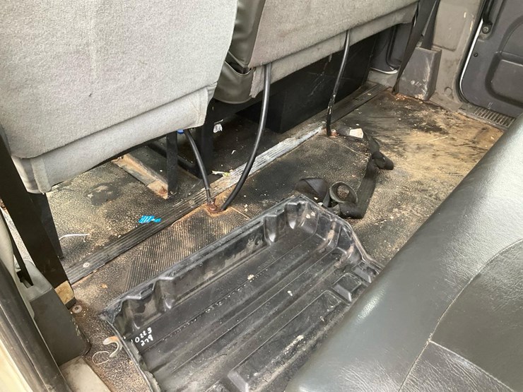 2014-international-7300-image-149