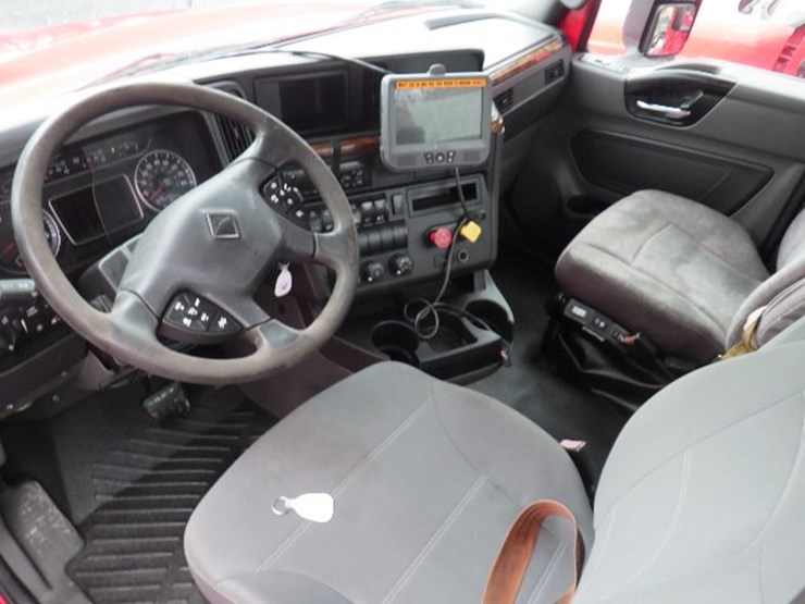 2018-international-prostar-image-15