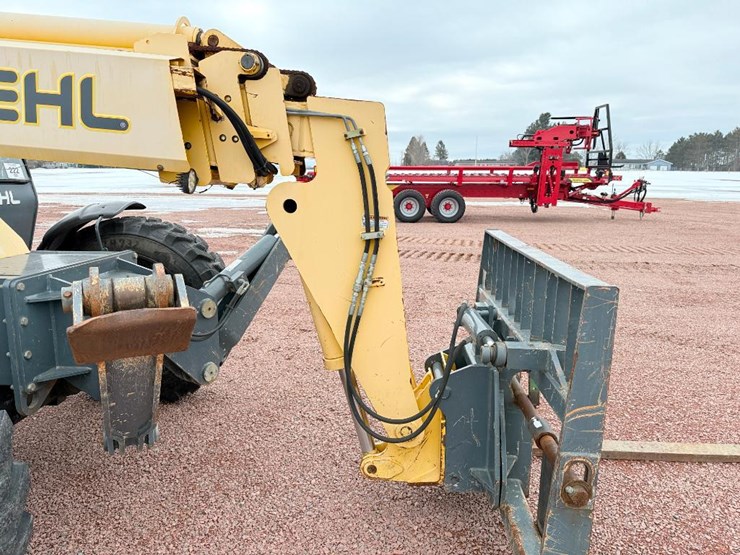 2014-gehl-rs10-55-image-23