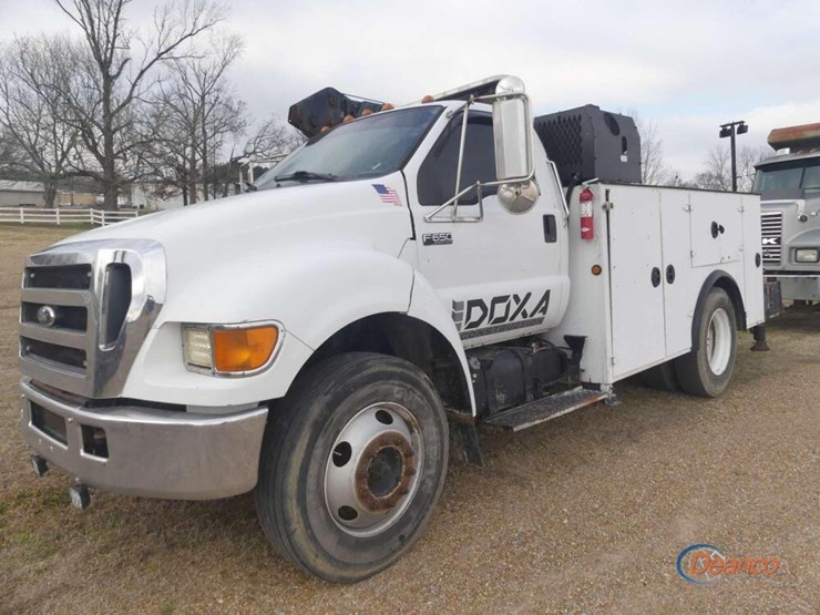 2006-ford-f650-image-25