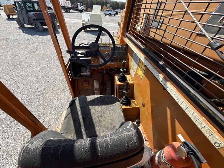 lull-644b-42-image-26