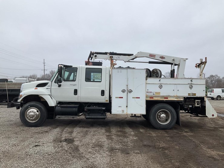 2014-international-7300-image-2