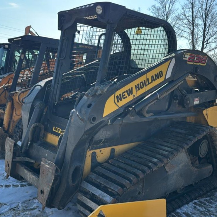 2011 NEW HOLLAND C238
