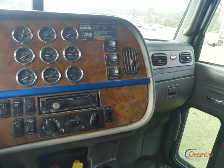 2007-peterbilt-379-image-17
