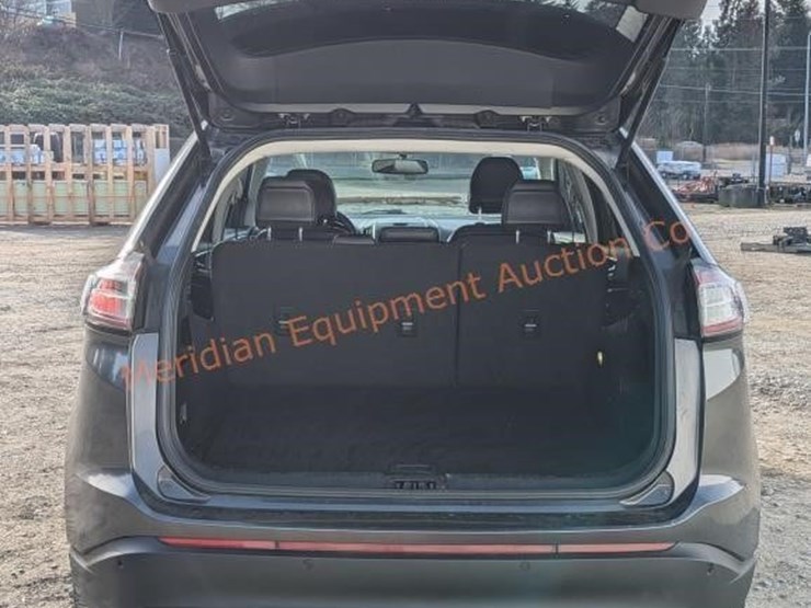 2016-ford-edge-sel-image-26