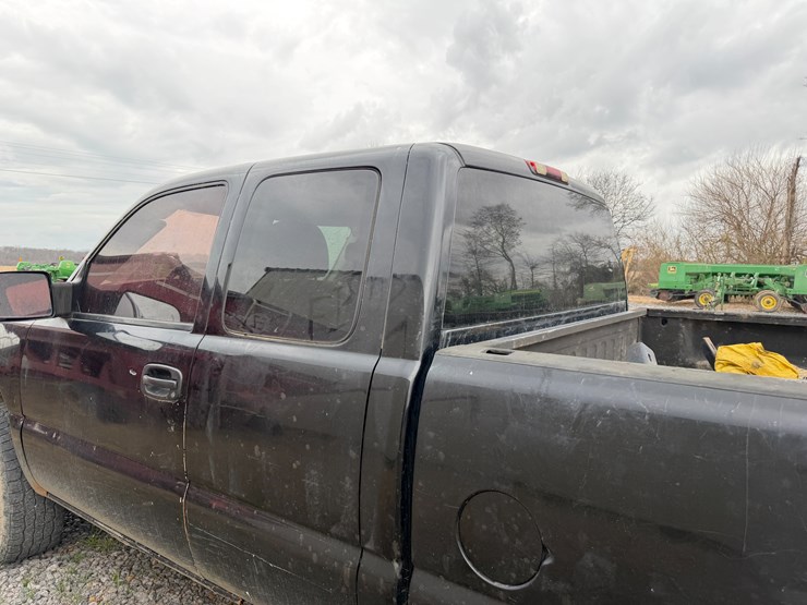 2005-chevrolet-silverado-1500-image-20