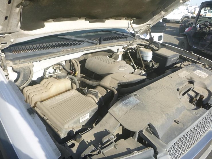 2004-chevrolet-2500-image-12