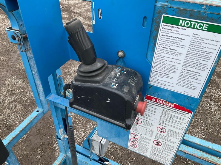 2003-genie-gs3246-image-46