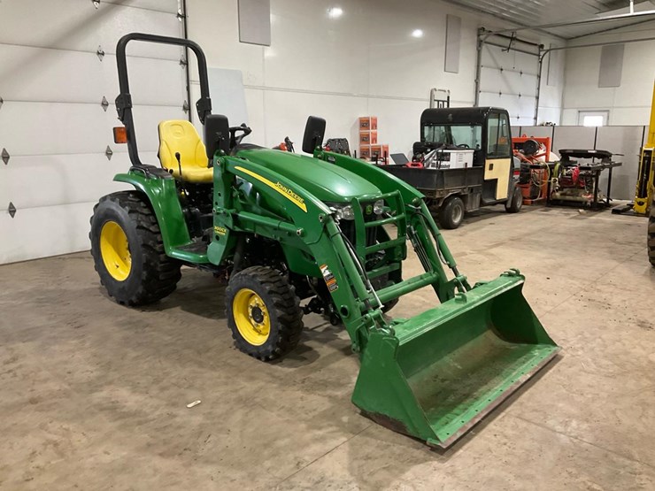 2010-john-deere-3520-image-7