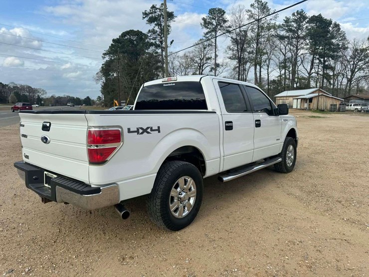 2012-ford-f150-xlt-image-8