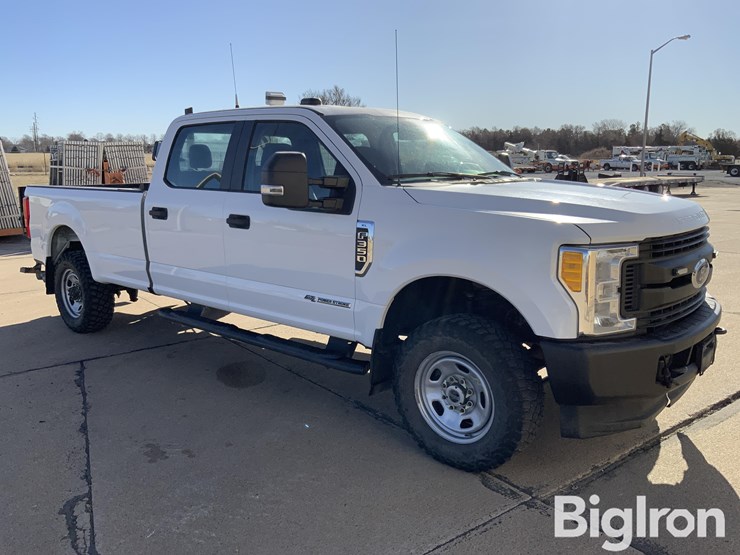 2017-ford-f350-image-3