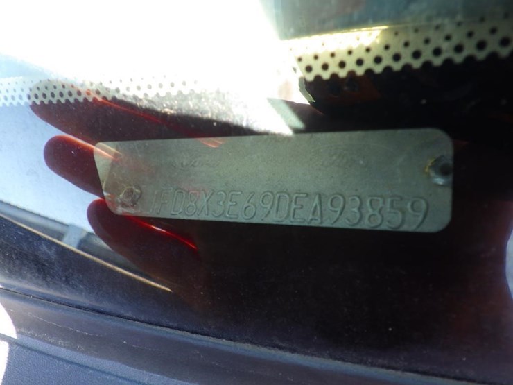 2013-ford-f350-image-13