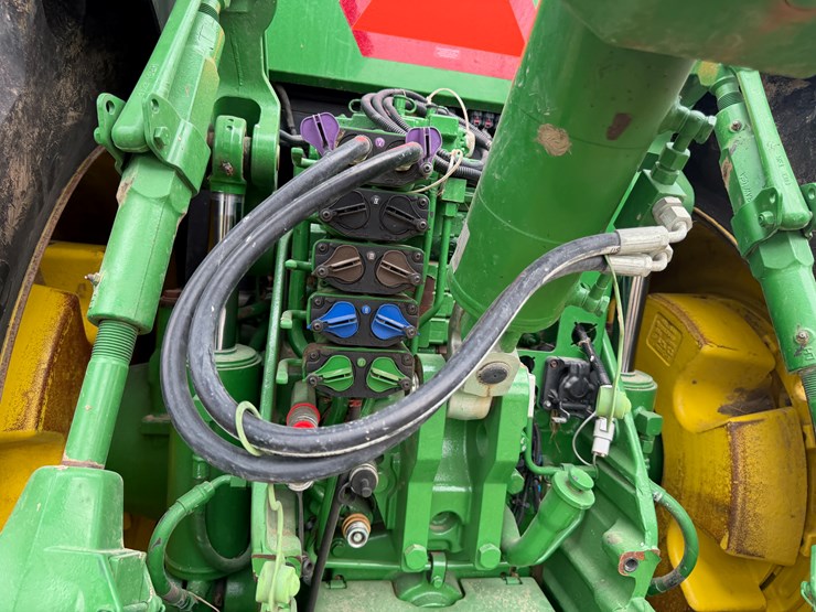 2023-john-deere-8r-310-image-22