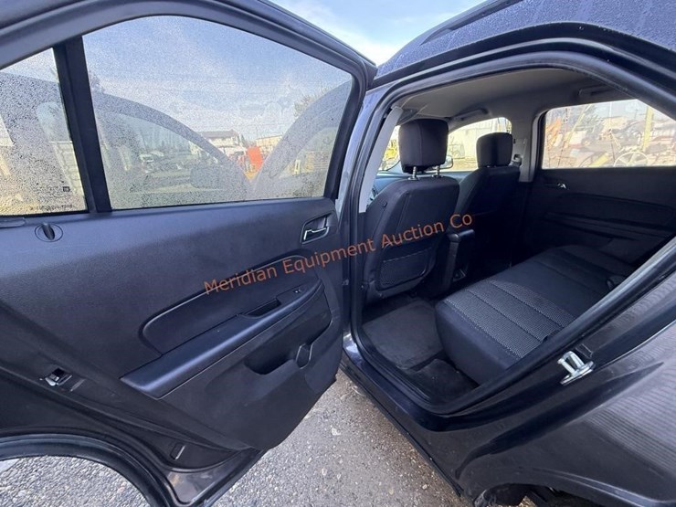 2015-chevrolet-equinox-lt-image-25