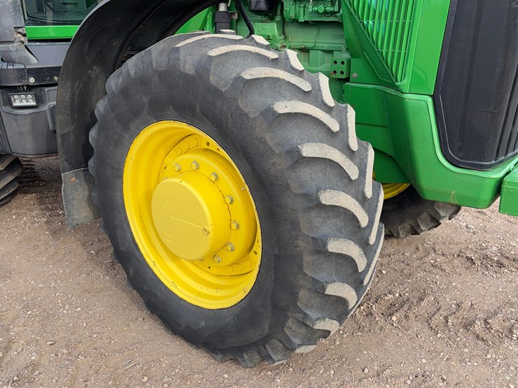 john-deere-8110-image-11