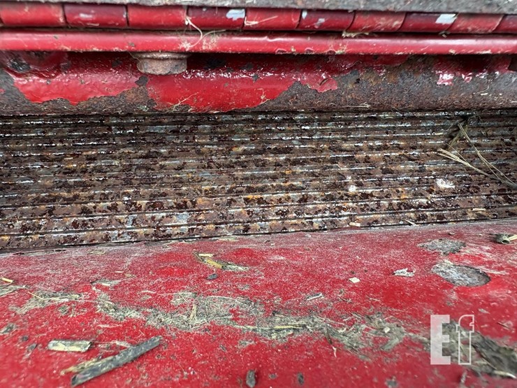 new-holland-900-image-6