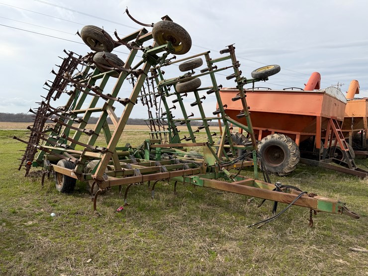 john-deere-40-image-2