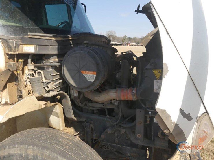 2011-international-durastar-4300-image-8