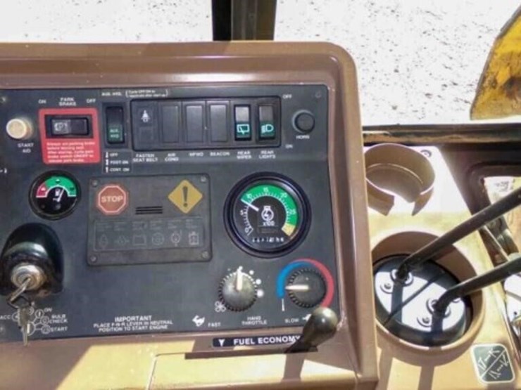 john-deere-310d-image-19