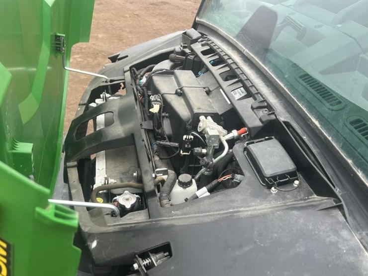 2020-john-deere-2020-image-13