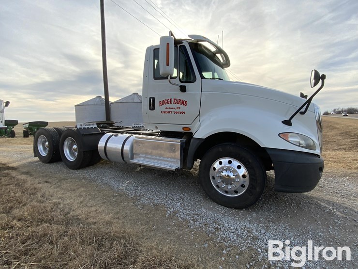 2016-international-prostar-image-3