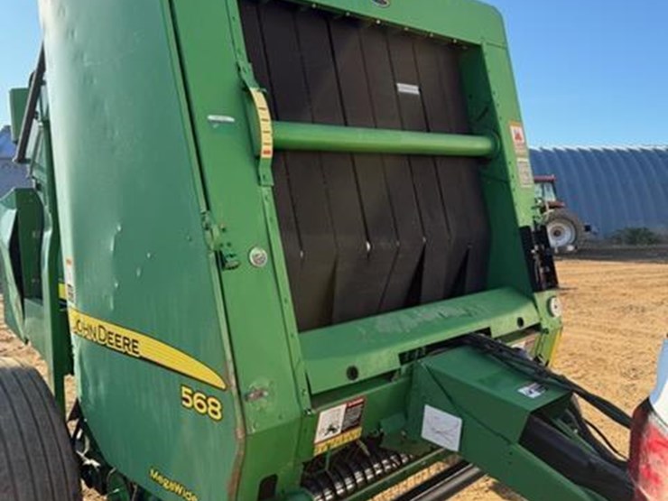 john-deere-568-image-19