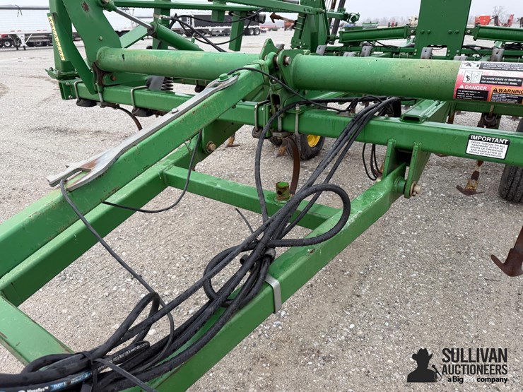 john-deere-2210-image-12