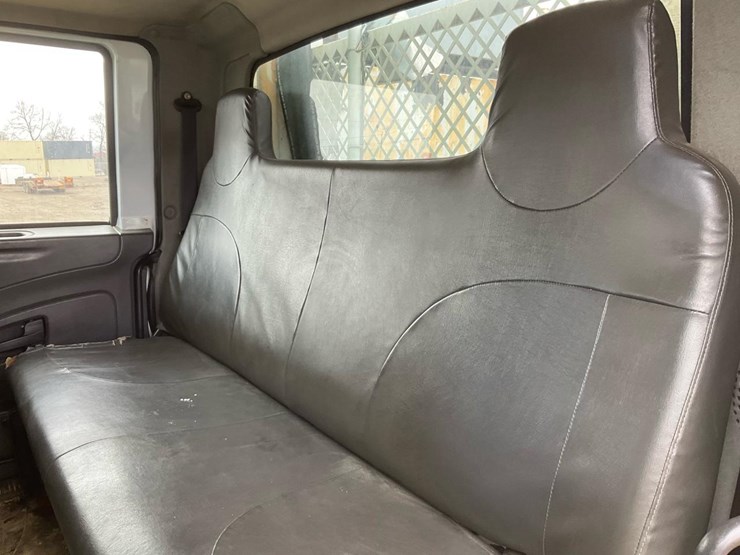 2014-international-7300-image-147