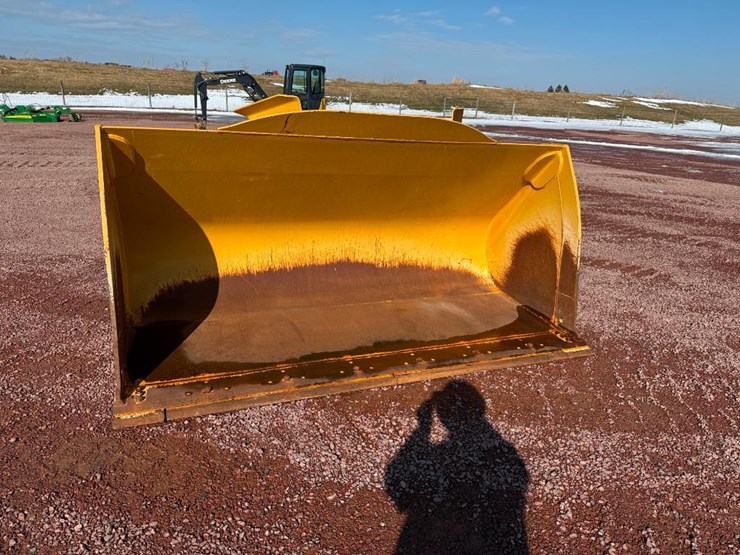 #413-•-lot-413-image-2