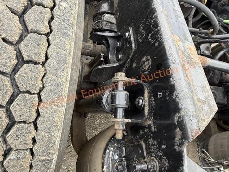 2017-international-prostar-image-42